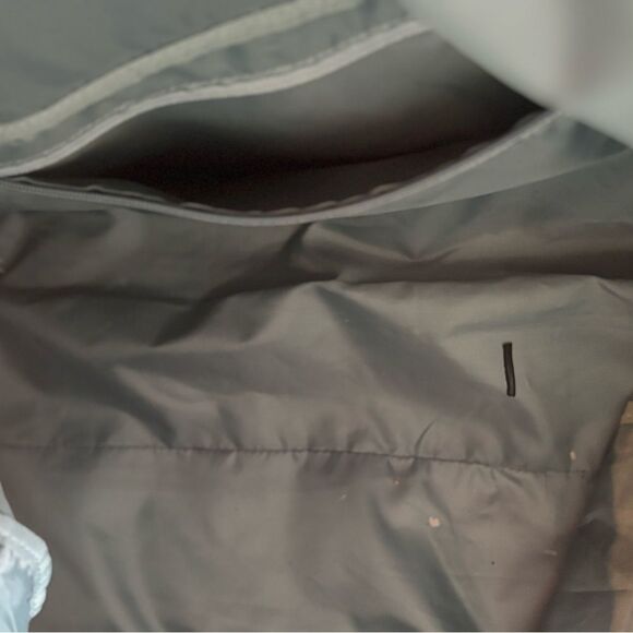 Gymshark GYM BAG travel luggage overnight backpack accessory logo shoulder bag - Picture 14 of 14